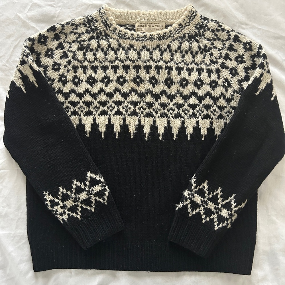 PENDLETON Black and White Knit Sweater